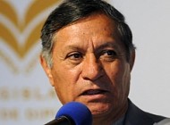 Emilio... Emilio...