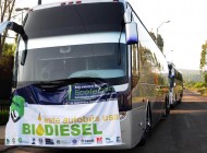 Varios camiones que llevaron asistentes al Primer Encuentro de Ecotecnias, utilizaron biodiésel obtenido a partir de aceite de cocina usado. Varios camiones que llevaron asistentes al Primer Encuentro de Ecotecnias, utilizaron biodiésel obtenido a partir de aceite de cocina usado.